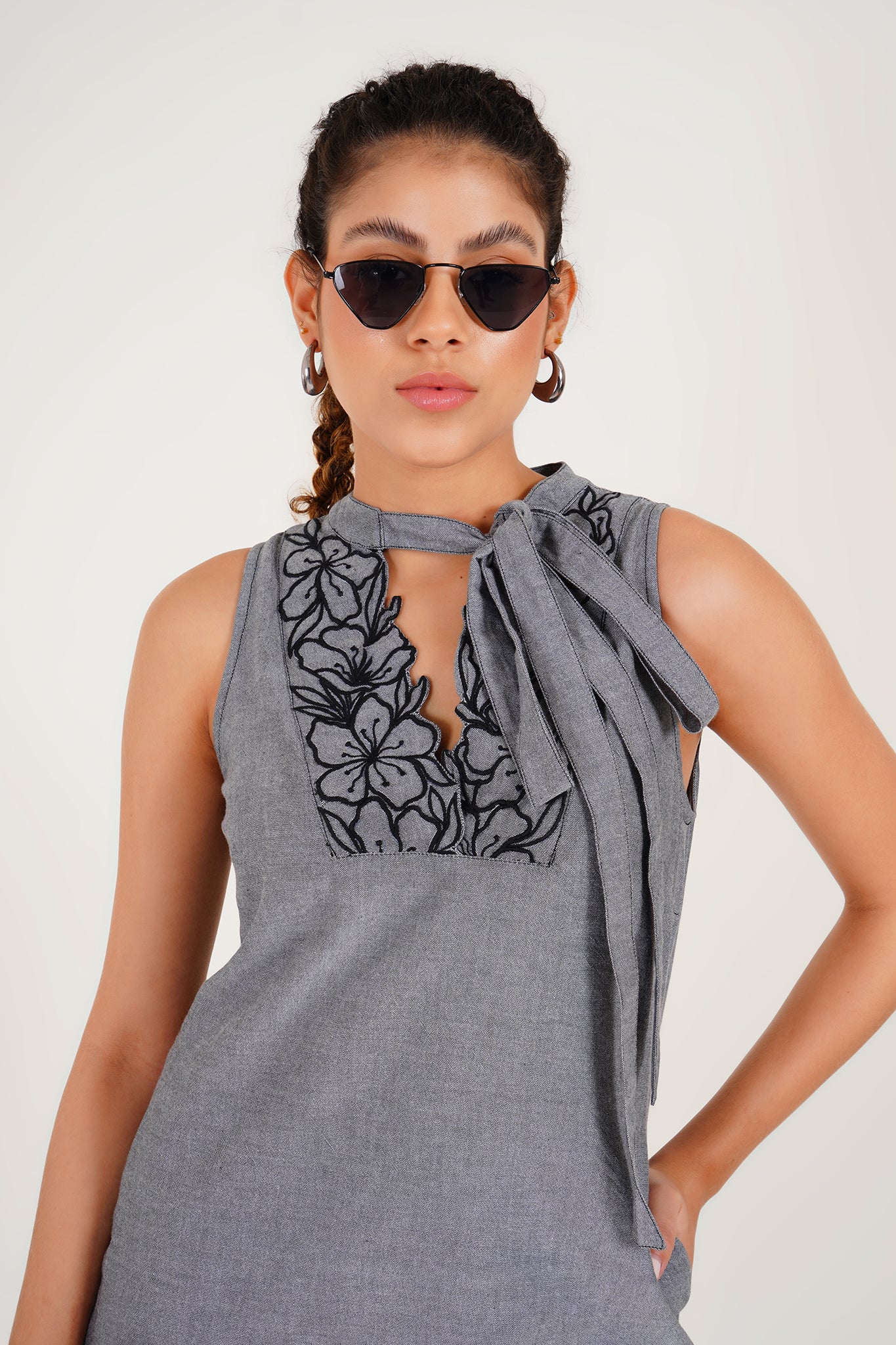 Cutwork yoke tie dress - Western Era Dresses for women