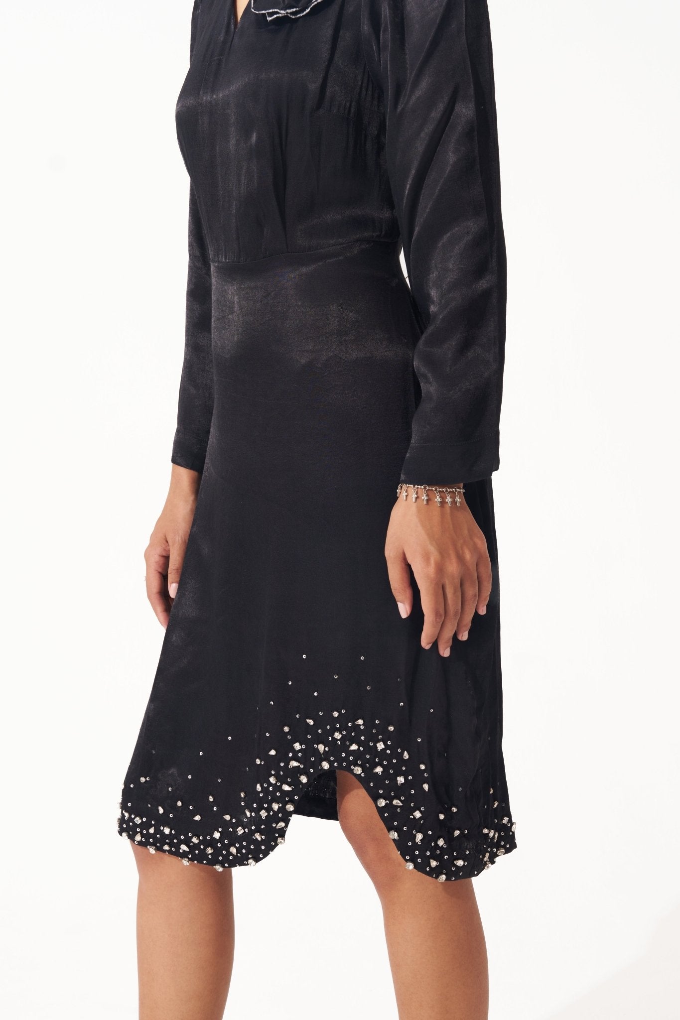 Evening Dress with 3D Flowers and Embellished Hem - Western Era Dresses for women