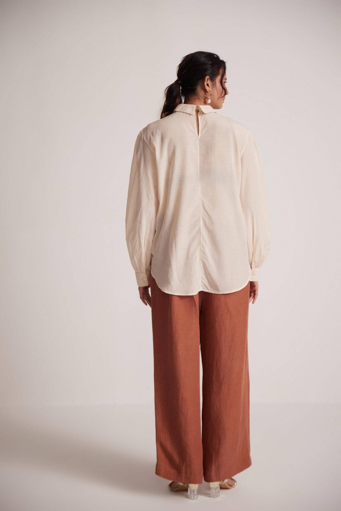 Ivory White Collar Top With Zari Embroidered Skyline On Front - Western Era Embroidery for women