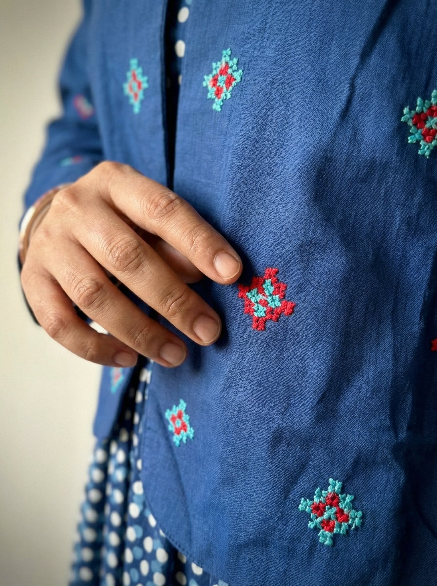 Crop Heritage Jacket with Geometric Cross - Stitch Patterns - Western Era Tops for women