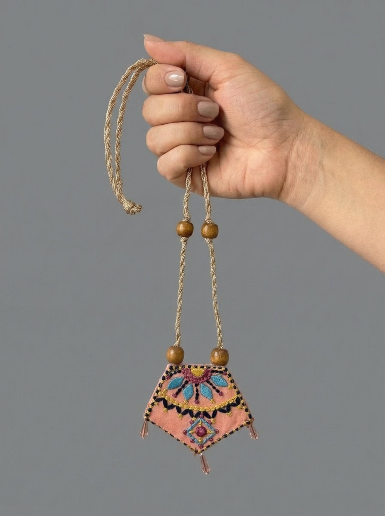 Crystal Handmade Necklace In Embroidery Design - Western Era for women