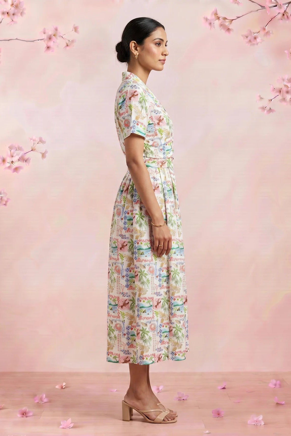 Gathered Band Neckline Structured Floral Print Dress - Western Era for women