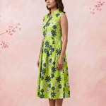 Green Floral Print Sleeveless Front Loop Flared Midi Dress - Western Era Dresses for women