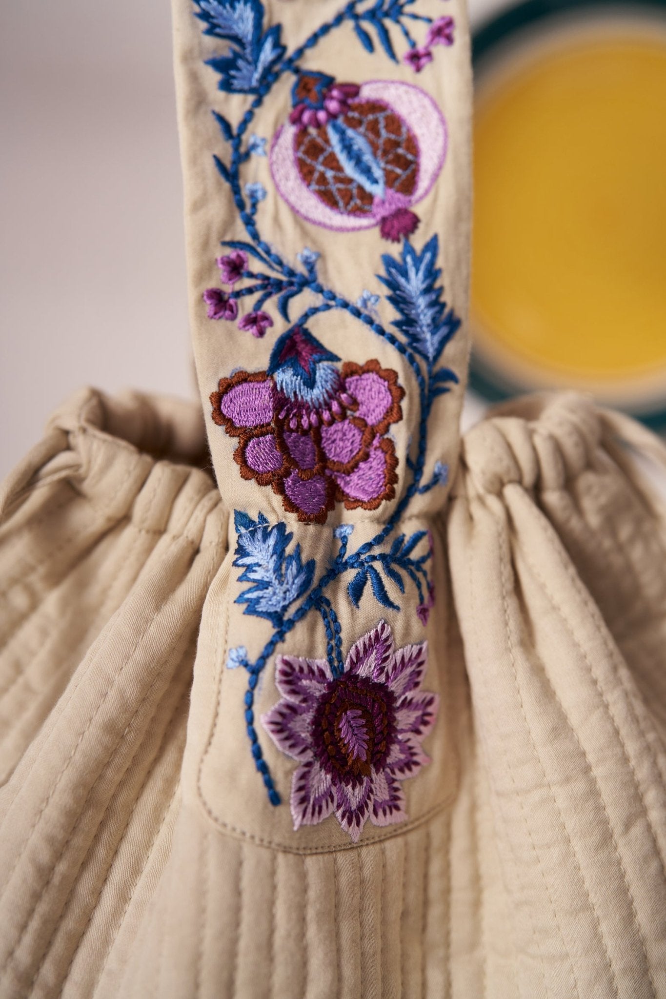 Ivory Charm Chintz Embroidered Handle Bag - Western Era for women