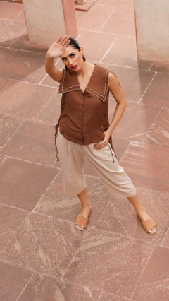 Scalloped Edge Collars Brown Linen Top with Drawstrings