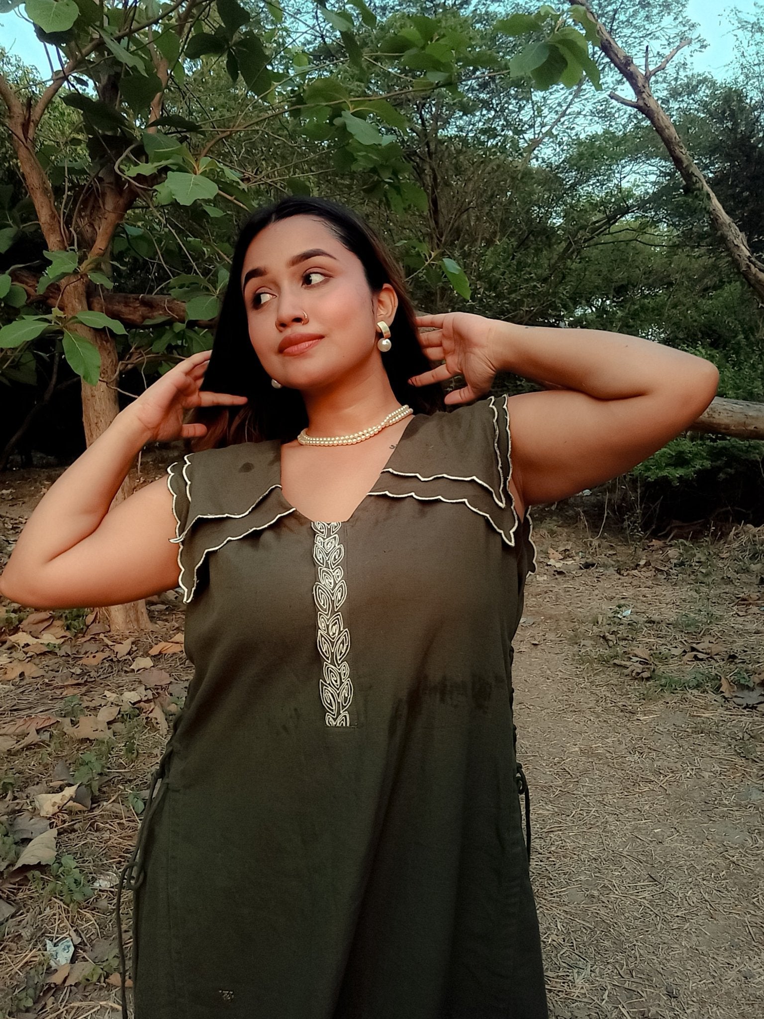 Scalloped Edge Collars Green Linen Dress with Drawstrings - Western Era Tops for women