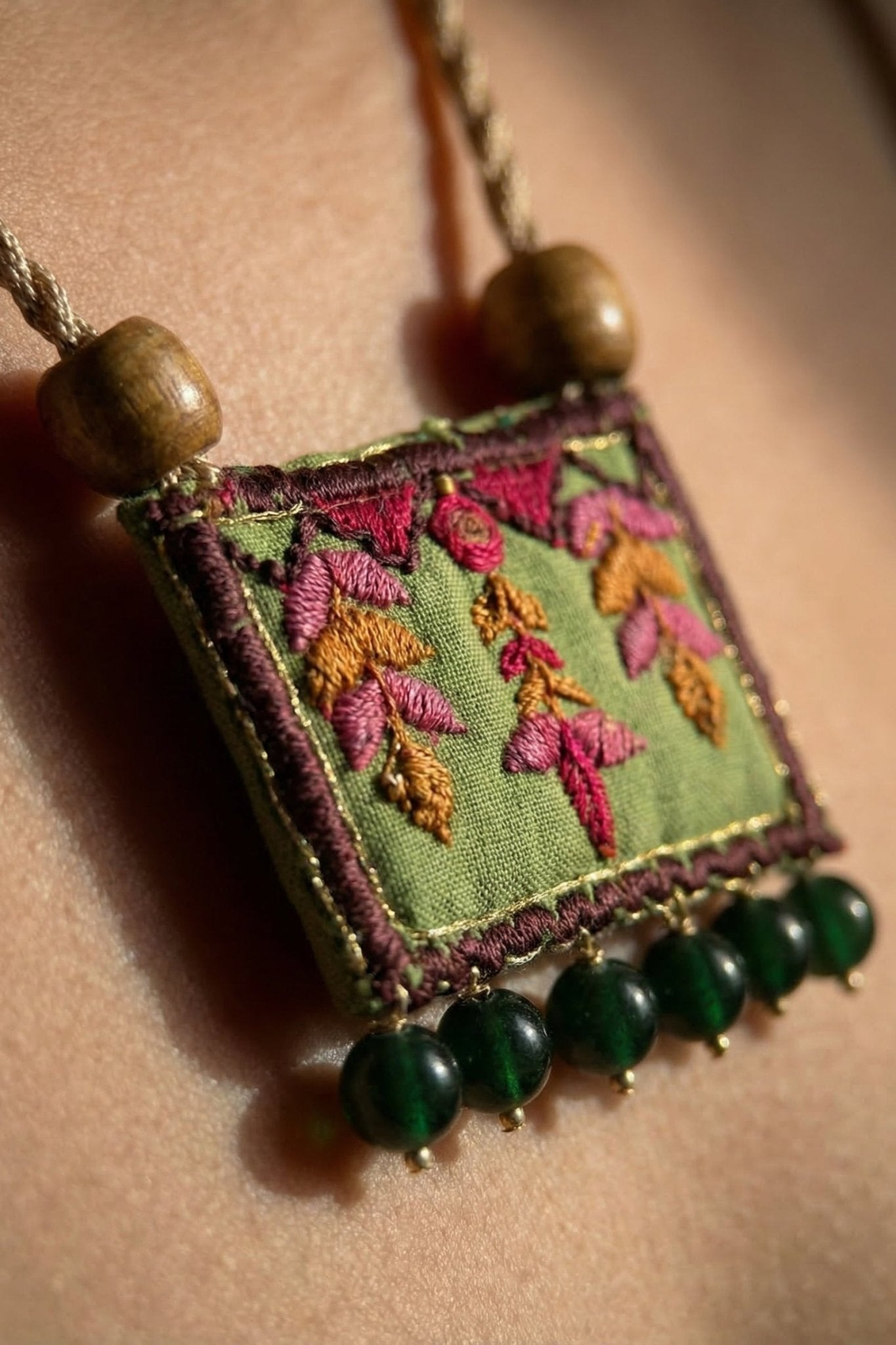 Vintage Bloom Handmade Embroidered Necklace - Western Era for women